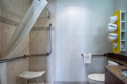 Motel 6-Santa Fe, NM - Downtown، سانتا فيه – أحدث أسعار 2023