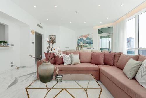 Al Bateen Residences 1 - Luxury Unit with Beach Access at JBR