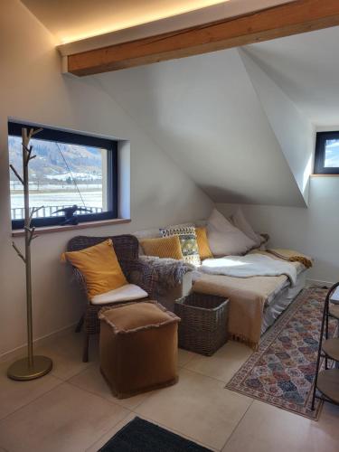 Ένα ή περισσότερα κρεβάτια σε δωμάτιο στο NEUERÖFFNUNG Angies Loft