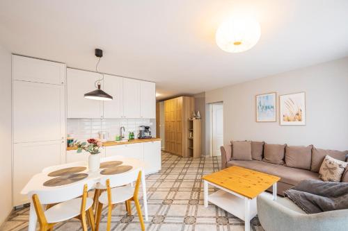 Posedenie v ubytovaní Apartament Reymonta 15 SurfingBird Kołobrzeg