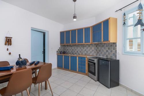 Stefania's Cycladic Apartments III