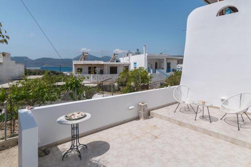 Stefania's Cycladic Apartments III