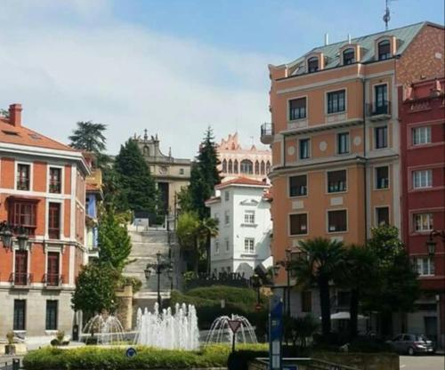 Moderno Apartamento Oviedo Centro