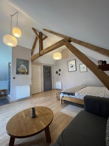 Photo de la galerie de l'établissement La Chambre perchée, à Armancourt