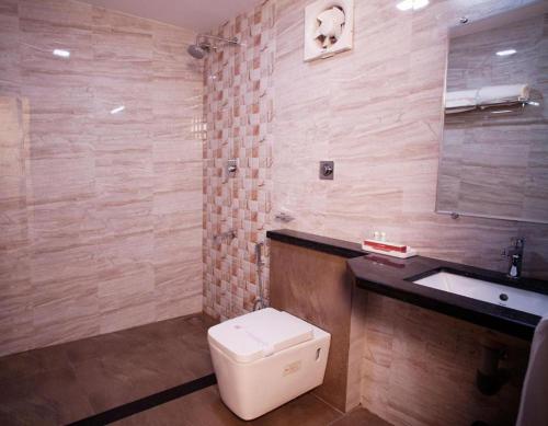 Ein Badezimmer in der Unterkunft Sree Mahalakshmi Residency