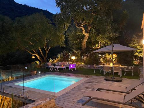 Villa avec piscine vue mer 4 chambres à Saint-Clair Le Lavandou