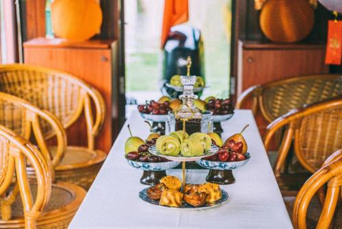 Mad i den private indkvartering eller i nærheden