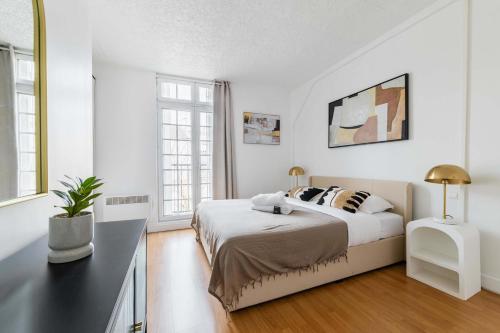 Duplex moderne proche metro - Mairie des Lilas