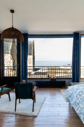 La Maison Bleue, terrasses et vue panoramique mer