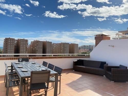 A balcony or terrace at ACV- Costa Marfil II-2ª linea planta 6 frontal