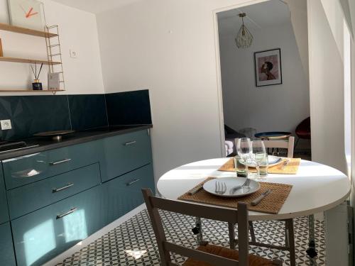 Nhà bếp/bếp nhỏ tại Appartement Coeur historique de Bayeux