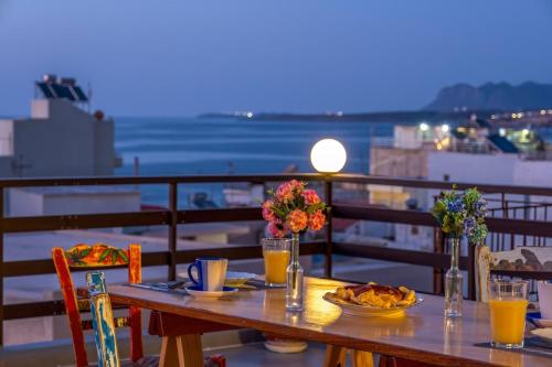Sailor's Nest, Seaview VFM Flat in Chania Downtown