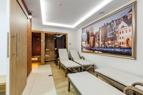 Posedenie v ubytovaní Flatbook - Old Town Deluxe Apartments with Sauna and Parking