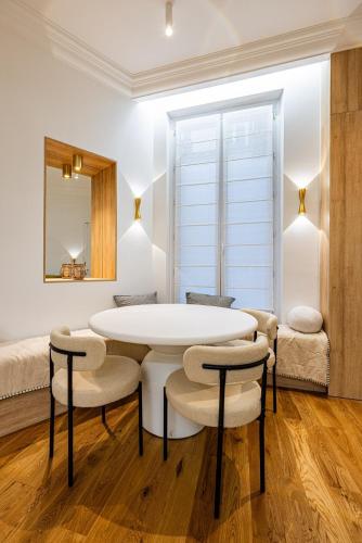 2BR-2Bathrooms-6Pers-Montparnasse-Paris 15-AC
