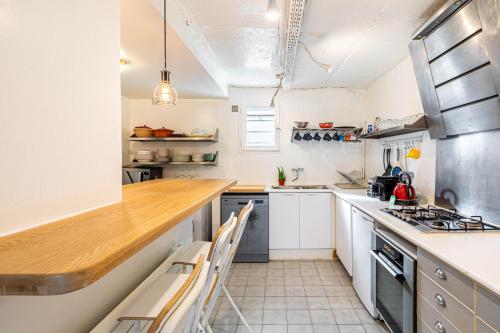 Photo de la galerie de l'établissement GuestReady - Calming house just outside Paris, à Ivry-sur-Seine