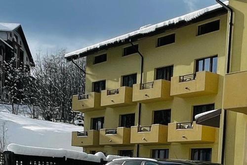 Tòa nhà nơi nhà khách tọa lạc