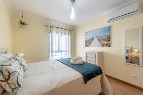 Sunnyside Suite-Portimão (Great beaches & Nearby Golfing)