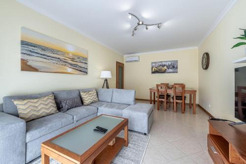 Sunnyside Suite-Portimão (Great beaches & Nearby Golfing)