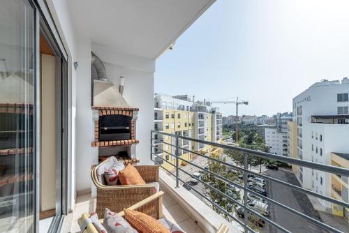 Sunnyside Suite-Portimão (Great beaches & Nearby Golfing)