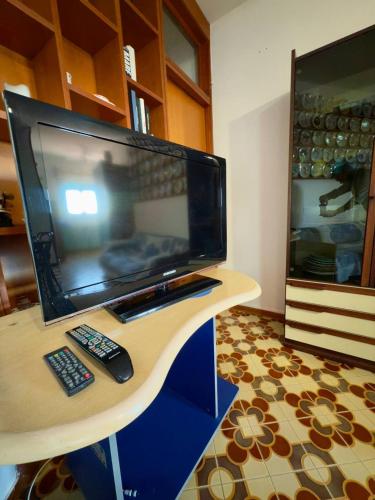 TV a/nebo společenská místnost v ubytování 100 passi dal mare