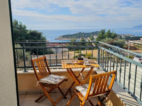 Apartment Stela, 2-Bedrooms, Sea View and Parking