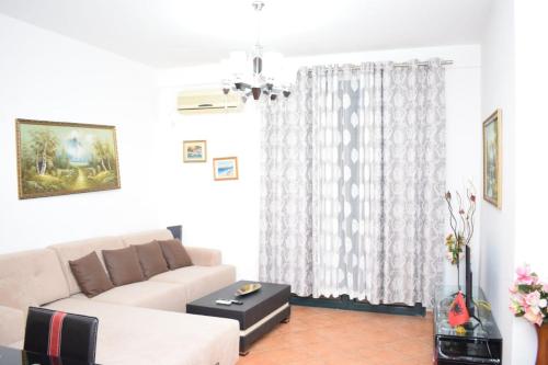 Χώρος καθιστικού στο Keivin Apartments 1