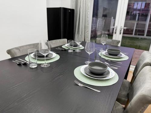 BetaHouse -3BR -Pool Table -Free parking -Spacious photo 17