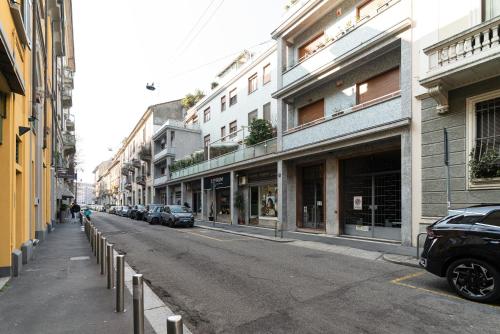 Cadorna - Rasori - Ampio Trilocale di Design