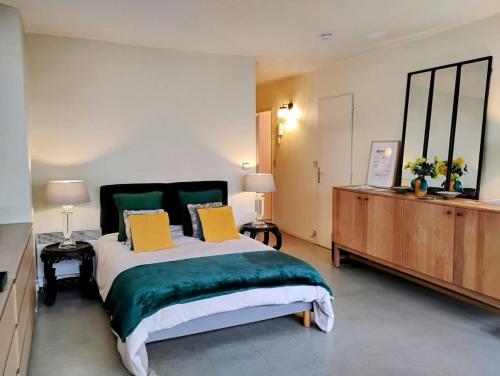 Postel nebo postele na pokoji v ubytování Bordeaux - Appartement avec terrasse