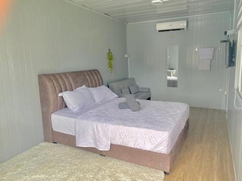 Tiny House Merchang, Marang Roomstay Homestay