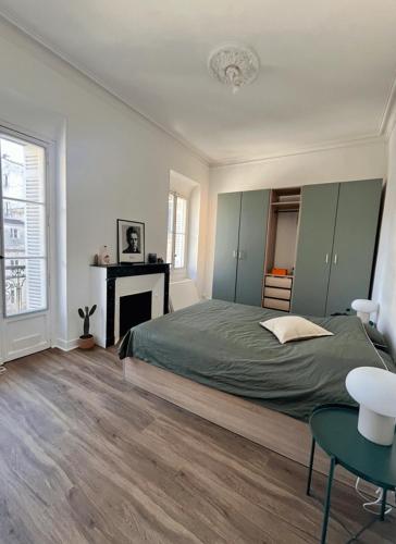Appartement T3 neuf centre historique