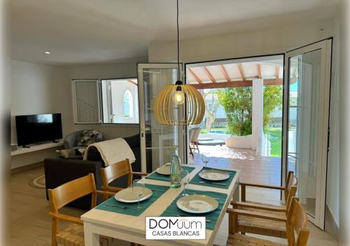DOMuum Holidays - CASAS BLANCAS