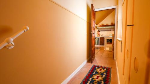 Galeriebild der Unterkunft TUSCAN HOUSE WITH GARDEN - with Wi-Fi, Free Parking in Montecatini Terme