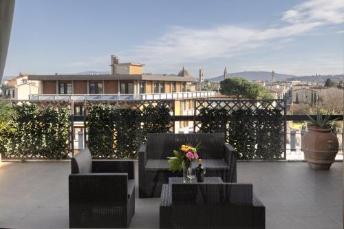 Central Penthouse with a view