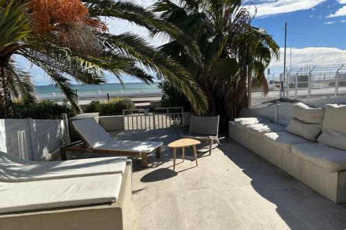 Beautiful house with terrace sea front - Cannes