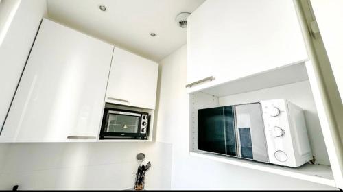 Photo de la galerie de l'établissement Arty and Chic a unique stay, à Saint-Denis