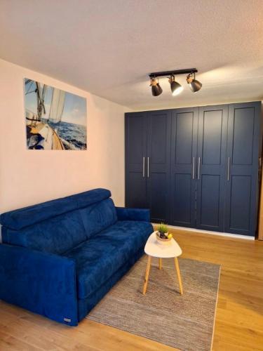 Photo de la galerie de l'établissement Appartement avec piscine et accès plage à Bandol, à Bandol