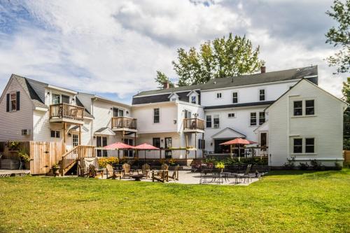 صورة لـ Cranmore Inn and Suites, a North Conway boutique hotel في نورث كونويه