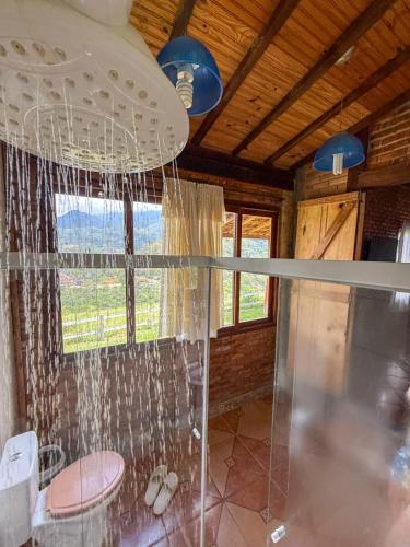 Phòng tắm tại Pousada Alto da Coruja