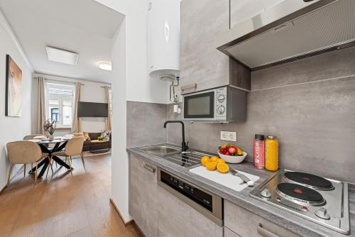 Stylish Studio, Smart TV, 2 Beds