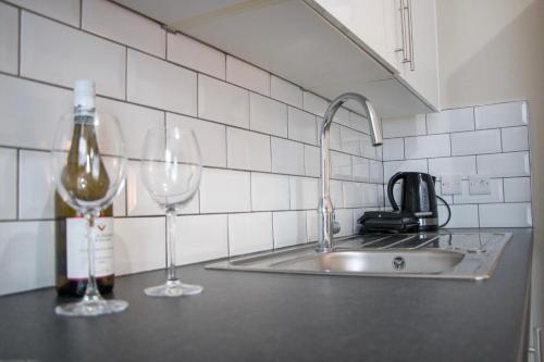 Dapur atau dapur kecil di Twenty Apartment