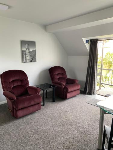 Ruang duduk di 10 Jacques Apartment Akaroa