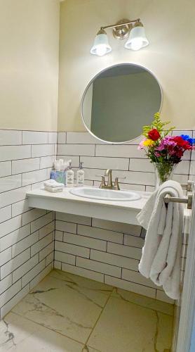 Ένα μπάνιο στο Nova Hotel JFK