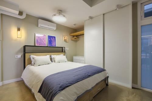 Beautiful central duplex apartment
