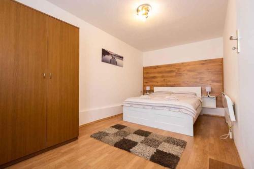 Apartment in Malinska - Insel Krk 53306