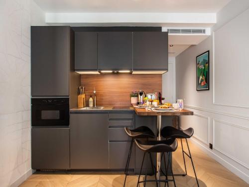 Photo de la galerie de l'établissement Magnificent 1BR 4P Apartment - Montorgueil 3, à Paris