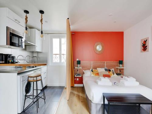 Photo de la galerie de l'établissement Stunning studio for 2 people - Sentier, à Paris