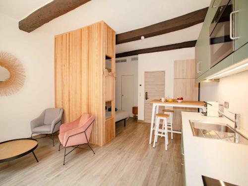 Photo de la galerie de l'établissement Charming studio - 2P - heart of Saint-Tropez, à Saint-Tropez