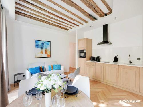 Photo de la galerie de l'établissement Magnificent apartment in Le Marais, à Paris