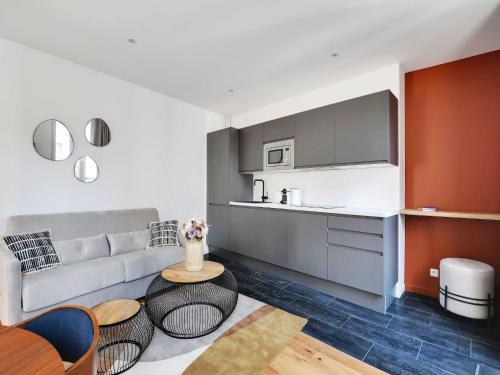 Photo de la galerie de l'établissement Chic apartment - 1BR 4P - Sacré-C ur, à Paris